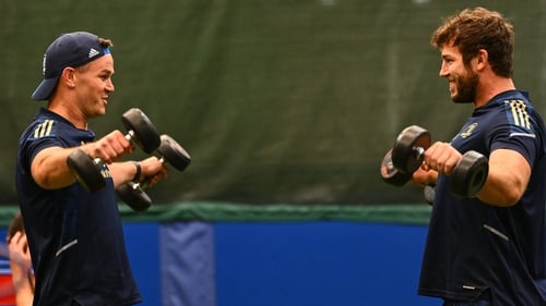 Caelan Doris (r) and Johnny Sexton at Leinster training in 2022